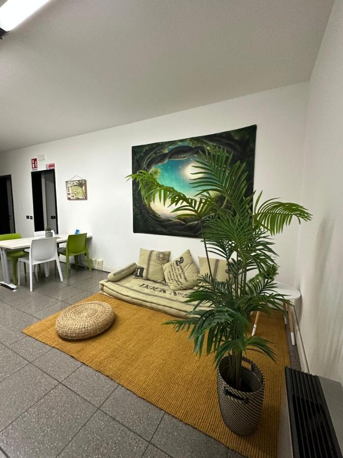My Room Zen Relax ريجّو إيميليا المظهر الخارجي الصورة